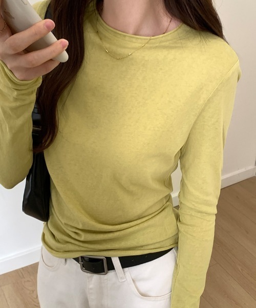 Teem Store(チームストア)の「【7色展開/カラバリ豊富】ベーシックカラースラブシアーロンT レイヤード 重ね着(Tシャツ/カットソー・レディース・イエロー/チャコール/ホワイト/サックスブルー/ブラック/ピンク/グレー・M/L)」の21枚目の写真