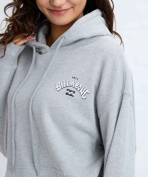 BILLABONG(ビラボン)の「BILLABONG レディース MESSAGE ARCH LOOSE P パーカー 【LOOSE FIT】【2025年秋冬モデル】/ビラボンセットアップ対応バックプリントルーズフィットプルオーバーパーカー・フーディー(パーカー・レディース・ホワイト/オフホワイト/グレー・MEDIUM/LARGE)」の13枚目の写真