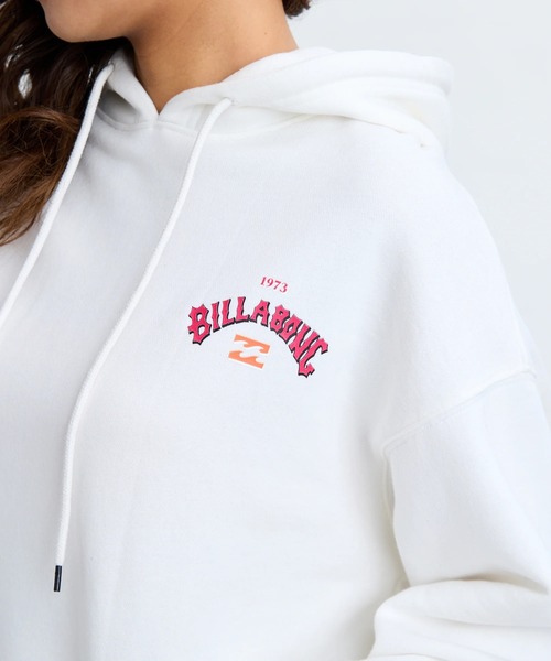 BILLABONG(ビラボン)の「BILLABONG レディース MESSAGE ARCH LOOSE P パーカー 【LOOSE FIT】【2025年秋冬モデル】/ビラボンセットアップ対応バックプリントルーズフィットプルオーバーパーカー・フーディー(パーカー・レディース・ホワイト/オフホワイト/グレー・MEDIUM/LARGE)」の5枚目の写真