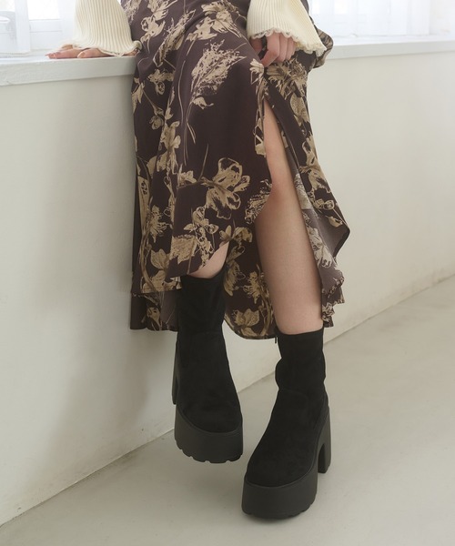 Ambre Neige(アンブルネージュ)の「platform stretch short boots / アツゾコストレッチショートブーツ(ブーツ・レディース・ブラック/ダークブラウン/ブラック系その他/アイボリー・LARGE/MEDIUM)」の20枚目の写真