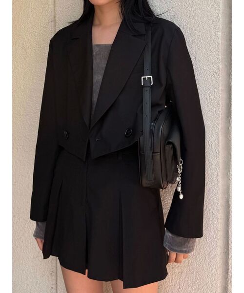 EMODA(エモダ)の「テーラードショートジャケット(テーラードジャケット・レディース・ブラック/グレー/ブラウン・FREE)」の2枚目の写真