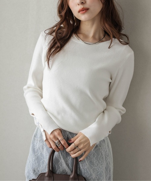 AMELY(エミリー)の「スリーブボタンリブニット(ニット/セーター・レディース・ブラック/ホワイト/グリーン/グレー・フリー)」の14枚目の写真