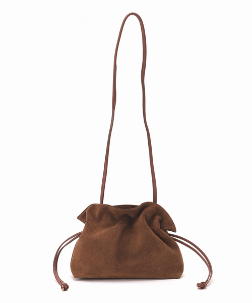 AULENTTI（オウレンティ）の「《ＷEB限定追加》【AULENTTI/オウレンティ】キンチャクBAG SWEDE（ショルダーバッグ・レディース・ブラウン・FREE）」の7枚目の写真