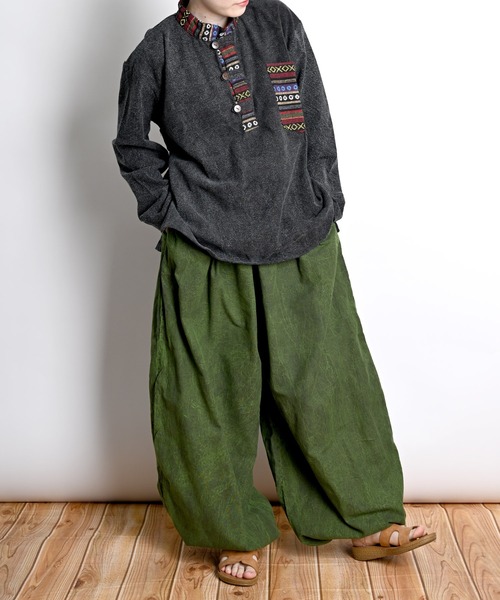 MARAI(マーライ)の「ストーンウォッシュサルエルパンツ(その他パンツ・レディース・ブラック/カーキ/ブラック系その他/ブラウン/グリーン/レッド/パープル・FREE)」の20枚目の写真