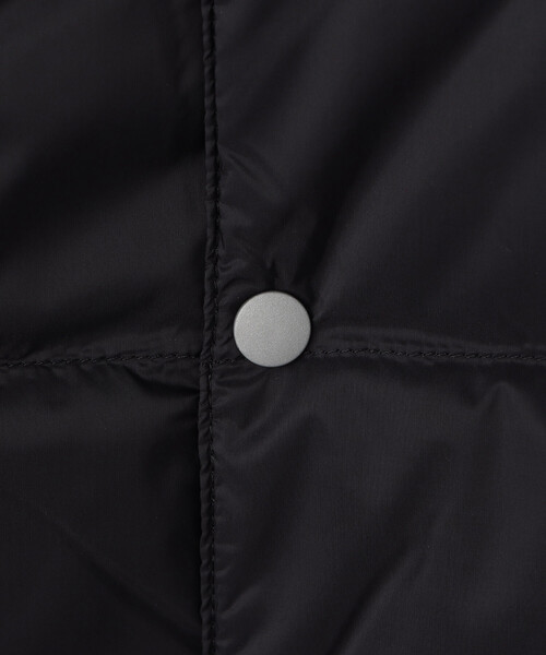 FREAK'S STORE（フリークスストア）の「限定展開 TAION/タイオン ベーシック Vネックボタン インナーダウンベスト / TAION-001（ダウンベスト・メンズ・ネイビー/チャコールグレー/オリーブ/ブラック・SMALL/MEDIUM/LARGE/X-LARGE）」の17枚目の写真