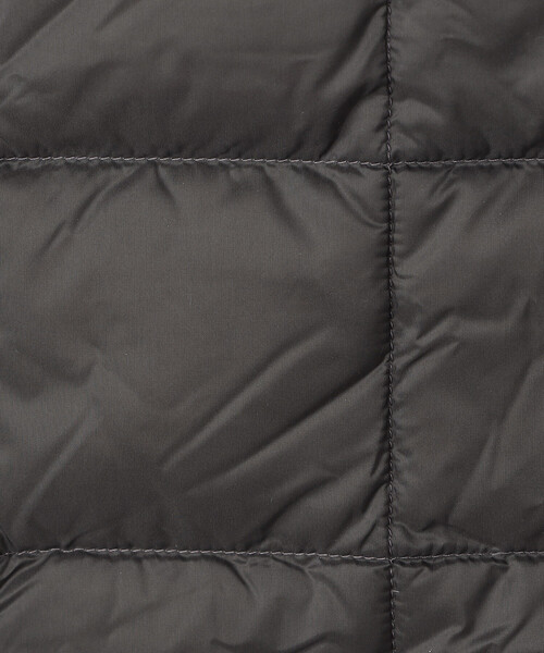 FREAK'S STORE（フリークスストア）の「限定展開 TAION/タイオン ベーシック Vネックボタン インナーダウンベスト / TAION-001（ダウンベスト・メンズ・ネイビー/チャコールグレー/オリーブ/ブラック・SMALL/MEDIUM/LARGE/X-LARGE）」の11枚目の写真