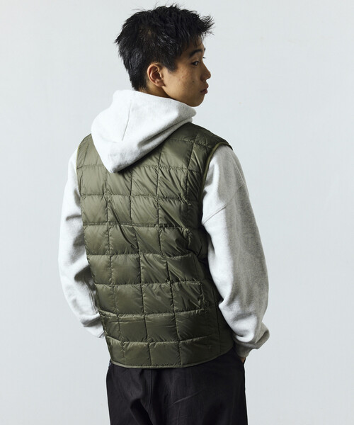 FREAK'S STORE（フリークスストア）の「限定展開 TAION/タイオン ベーシック Vネックボタン インナーダウンベスト / TAION-001（ダウンベスト・メンズ・ネイビー/チャコールグレー/オリーブ/ブラック・SMALL/MEDIUM/LARGE/X-LARGE）」の10枚目の写真