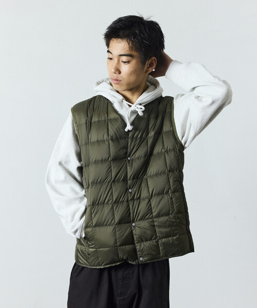 美品✨vaqutaux VOYAGE ダウンベスト　ブラック　yourin ワーク VネックWジップ ダウンベスト – TAIONインナーダウン公式