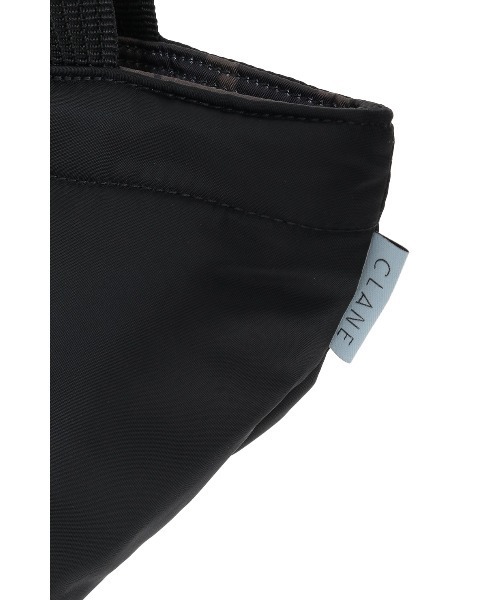 CLANE（クラネ）の「CLANE x FRGMT SMALL BAG（トートバッグ・レディース・カーキ/ブラック・S）」の10枚目の写真