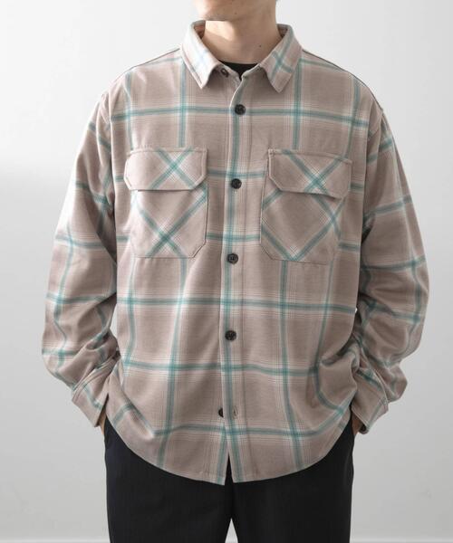 ITEMS URBANRESEARCH(アイテムズ アーバンリサーチ)の「オンブレチェック CPOジャケット(その他アウター・メンズ・ベージュ/チャコールグレー/ネイビー・MEDIUM/LARGE)」の4枚目の写真