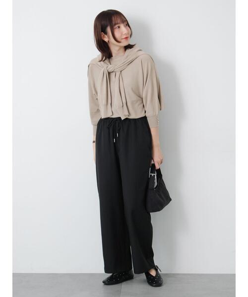 Te chichi TERRASSE(テチチテラス)の「金釦Vネックリラックスカーディガン(カーディガン/ボレロ・レディース・ベージュ/ブラック/ブルー/ピンク・F)」の19枚目の写真