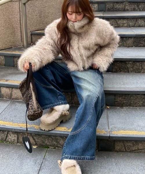 RAY CASSIN（レイカズン）の「【ウエスト調節可/2サイズ展開】デザイン切替デニム（デニムパンツ・レディース・ブルー/ブラック/ブラウン/ネイビー・S/M）」の7枚目の写真