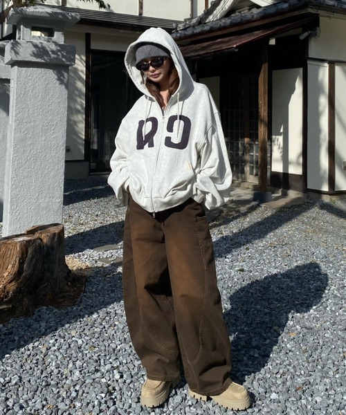 RAY CASSIN（レイカズン）の「【ウエスト調節可/2サイズ展開】デザイン切替デニム（デニムパンツ・レディース・ブルー/ブラック/ブラウン/ネイビー・S/M）」の14枚目の写真