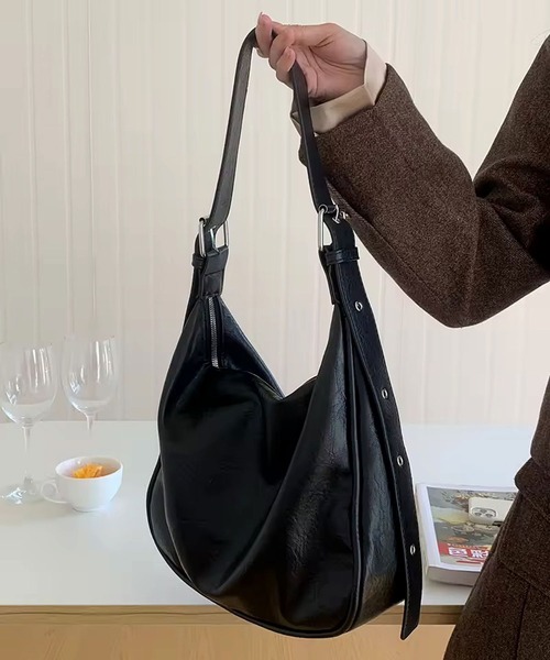 ammy.(エイミードット)の「【 ammy. / エイミードット 】 リングベルト ショルダーバッグ(ショルダーバッグ・レディース・ブラック/ブラウン・FREE)」の11枚目の写真