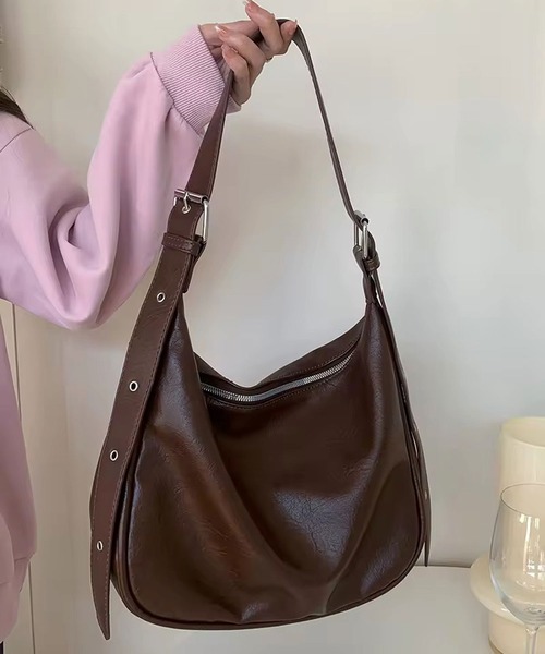 ammy.(エイミードット)の「【 ammy. / エイミードット 】 リングベルト ショルダーバッグ(ショルダーバッグ・レディース・ブラック/ブラウン・FREE)」の15枚目の写真