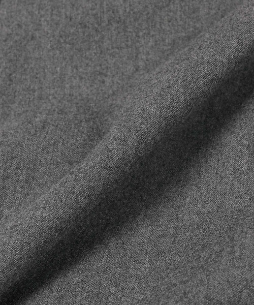 The DUFFER of ST.GEORGE（ザダファーオブセントジョージ）の「HEAT EFFECT 2WAY STRETCH CENTER CREASE PANTS： 360°伸縮 ハイテンションストレッチ センタークリース ピンタックパンツ（スラックス・メンズ・グレー/チャコールグレー・X-LARGE/LARGE/MEDIUM/SMALL）」の15枚目の写真