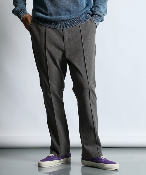 The DUFFER of ST.GEORGE（ザダファーオブセントジョージ）の「HEAT EFFECT 2WAY STRETCH CENTER CREASE PANTS： 360°伸縮 ハイテンションストレッチ センタークリース ピンタックパンツ（スラックス・メンズ・グレー/チャコールグレー・X-LARGE/LARGE/MEDIUM/SMALL）」の5枚目の写真