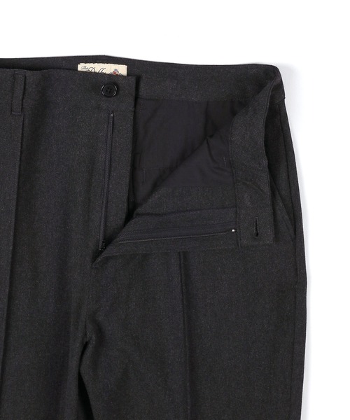 The DUFFER of ST.GEORGE（ザダファーオブセントジョージ）の「HEAT EFFECT 2WAY STRETCH CENTER CREASE PANTS： 360°伸縮 ハイテンションストレッチ センタークリース ピンタックパンツ（スラックス・メンズ・グレー/チャコールグレー・X-LARGE/LARGE/MEDIUM/SMALL）」の11枚目の写真