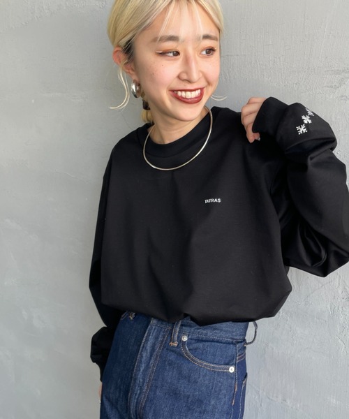 TATRAS（タトラス）の「[TATRAS/タトラス] SICADO ワンポイントロゴ ロングスリーブTシャツ（Tシャツ/カットソー・レディース・ブラック/ホワイト・1/2/3/4）」の2枚目の写真