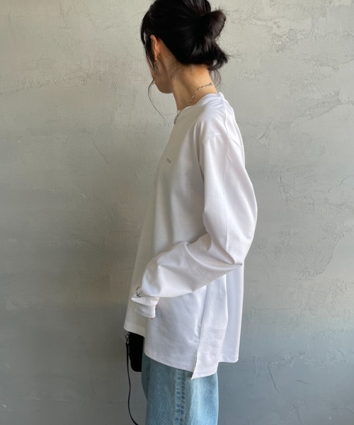 TATRAS（タトラス）の「[TATRAS/タトラス] SICADO ワンポイントロゴ ロングスリーブTシャツ（Tシャツ/カットソー・レディース・ブラック/ホワイト・1/2/3/4）」の15枚目の写真