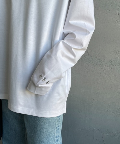 TATRAS（タトラス）の「[TATRAS/タトラス] SICADO ワンポイントロゴ ロングスリーブTシャツ（Tシャツ/カットソー・レディース・ブラック/ホワイト・1/2/3/4）」の19枚目の写真