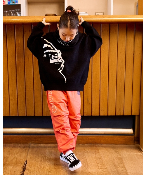 XLARGE KIDS（エクストララージキッズ）の「OGフェイスニットプルオーバー（ニット/セーター・キッズ・トップグレー/ブラック・100cm/140cm/110cm/130cm/120cm）」の13枚目の写真