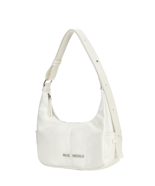 NICK&NICOLE(ニックアンドニコール)の「LOGO POCKET HALF SHOULDER BAG_IVORY(ショルダーバッグ・レディース・その他・FREE)」の4枚目の写真
