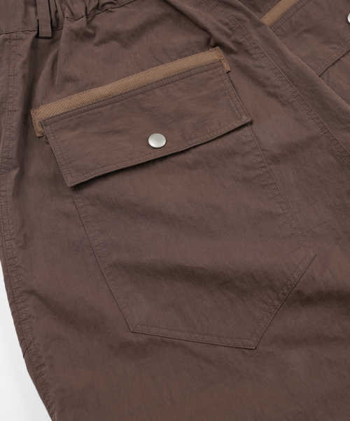 FRIZMWORKS(フリズムワークス)の「FOLD FATIGUE WIDE PANTS _ BROWN(その他パンツ・メンズ・その他・SMALL/MEDIUM/LARGE/X-LARGE)」の7枚目の写真