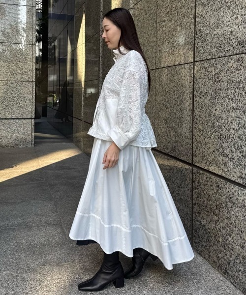 ADORE（アドーア）の「◆ナイロンダンプ×レースブルゾン（ブルゾン・レディース・ホワイト/ブラック・38）」の17枚目の写真