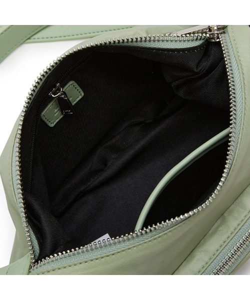 LAP(ラップ)の「EASY POCKET SHOULDER BAG AR7AB220(ショルダーバッグ・レディース・ブラック/ベージュ/グレー/グリーン・FREE)」の5枚目の写真