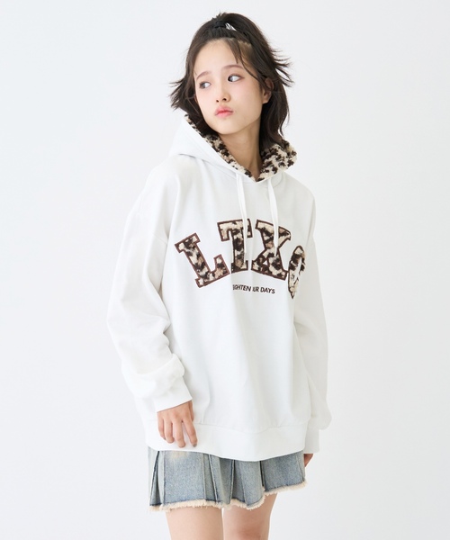 LOVETOXIC（ラブトキシック）の「【LTXC】【綿100％】裏起毛ボアロゴパーカー（パーカー・キッズ・ブラック/オフホワイト/ホワイト系その他/トップグレー・L:160cm/M:150cm/130cm/S:140cm）」の6枚目の写真