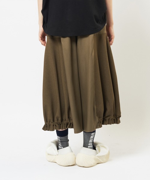 gomme（ゴム）の「ヘムギャザーツイルパンツ（その他パンツ・レディース・ブラック/カーキ/ネイビー・MEDIUM）」の15枚目の写真