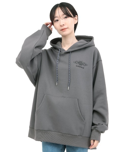 チチカカ（チチカカ）の「裏起毛サンフェイスプリントプルパーカー【ユニセックス】（パーカー・レディース・チャコールグレー/マスタード/カラフル・FREE）」の13枚目の写真