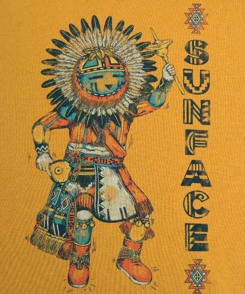 チチカカ（チチカカ）の「裏起毛サンフェイスプリントプルパーカー【ユニセックス】（パーカー・レディース・チャコールグレー/マスタード/カラフル・FREE）」の22枚目の写真