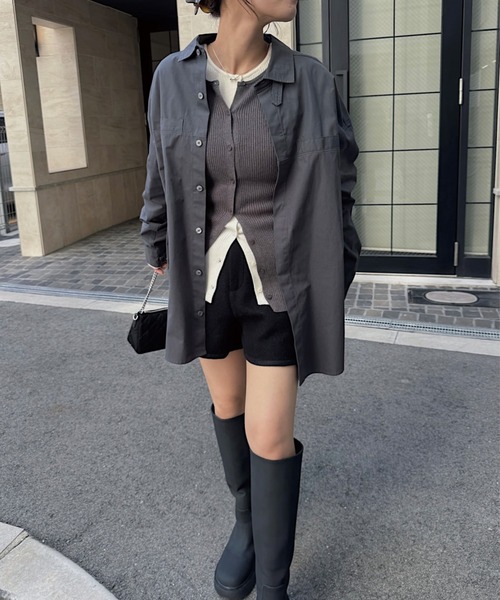 nananamoe(ナナナモエ)の「chin strap big silhouette SH(シャツ/ブラウス・レディース・チャコールグレー/クリーム・FREE)」の8枚目の写真