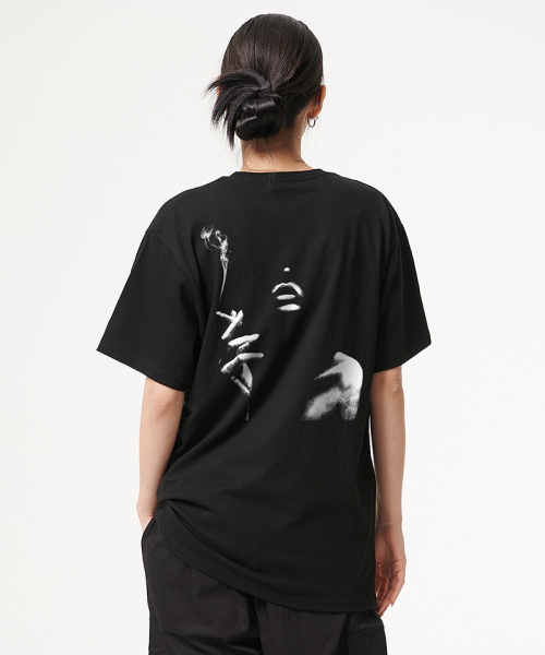 ARTISTWEAR（アーティストウェア）の「[ATW] スモック半袖Tシャツ（Tシャツ/カットソー・レディース・ブラック・XX-LARGE/XXXX-LARGE/LARGE/MEDIUM/SMALL/X-LARGE）」の4枚目の写真