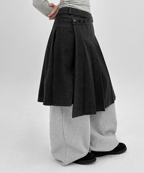 BLACKUP（ブラックアップ）の「[MADE] モクーンウール混プリーツラップミディスカート（スカート・レディース・ブラック/チャコール・FREE）」の2枚目の写真