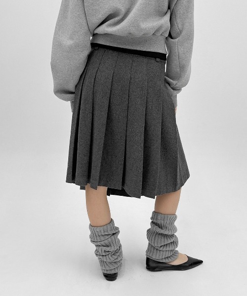 BLACKUP（ブラックアップ）の「[MADE] モクーンウール混プリーツラップミディスカート（スカート・レディース・ブラック/チャコール・FREE）」の11枚目の写真