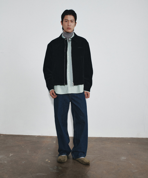 HEUTE(ホイテ)の「HET SQUARE VELVET SHORT JACKET (BLACK)(その他アウター・メンズ・ブラック・MEDIUM/LARGE)」の7枚目の写真
