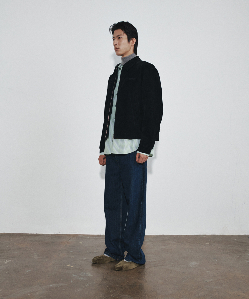 HEUTE(ホイテ)の「HET SQUARE VELVET SHORT JACKET (BLACK)(その他アウター・メンズ・ブラック・MEDIUM/LARGE)」の8枚目の写真