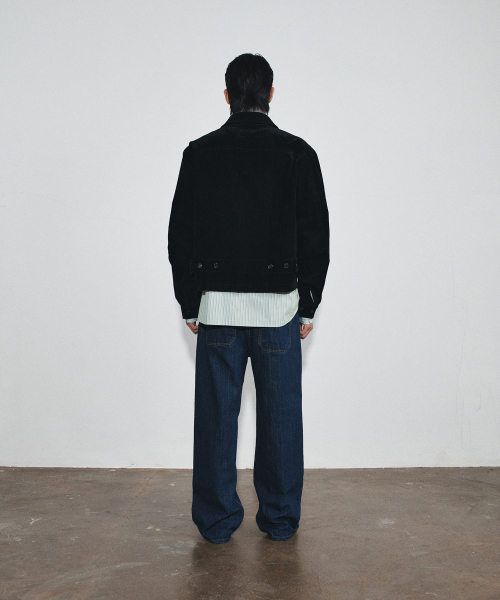 HEUTE(ホイテ)の「HET SQUARE VELVET SHORT JACKET (BLACK)(その他アウター・メンズ・ブラック・MEDIUM/LARGE)」の9枚目の写真