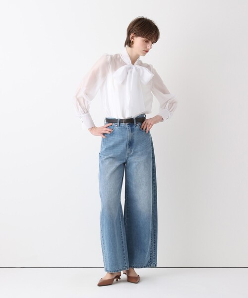 allureville(アルアバイル)の「サイド切替オーバルデニムパンツ(その他パンツ・レディース・ブルー・2/1)」の11枚目の写真