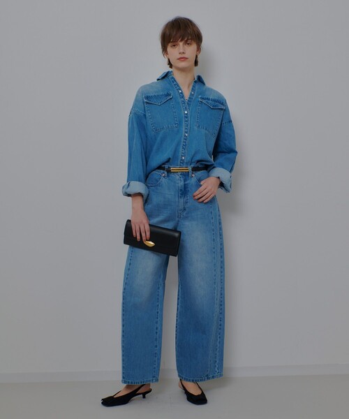 allureville(アルアバイル)の「サイド切替オーバルデニムパンツ(その他パンツ・レディース・ブルー・2/1)」の17枚目の写真