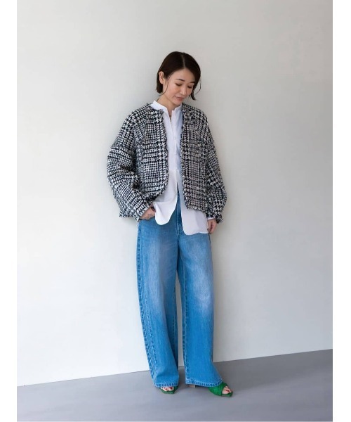 allureville(アルアバイル)の「サイド切替オーバルデニムパンツ(その他パンツ・レディース・ブルー・2/1)」の5枚目の写真