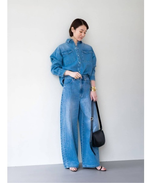 allureville(アルアバイル)の「サイド切替オーバルデニムパンツ(その他パンツ・レディース・ブルー・2/1)」の6枚目の写真