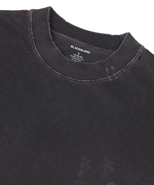 BLACK BLOND(ブラック ブロンド)の「ビビディシャドウスマイルリップティピグメント半袖Tシャツ(ヴィンテージブラック)(Tシャツ/カットソー・メンズ・その他・MEDIUM/LARGE/X-LARGE)」の2枚目の写真