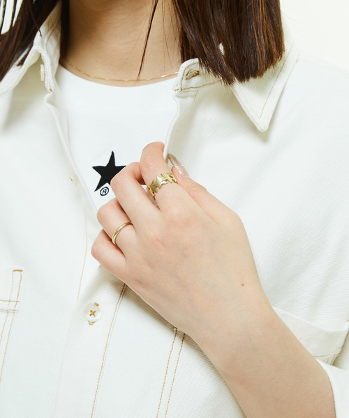CONVERSE TOKYO（コンバーストウキョウ）の「ETERNITY STAR★ RING（リング・レディース・ゴールド/シルバー・FREE）」の3枚目の写真