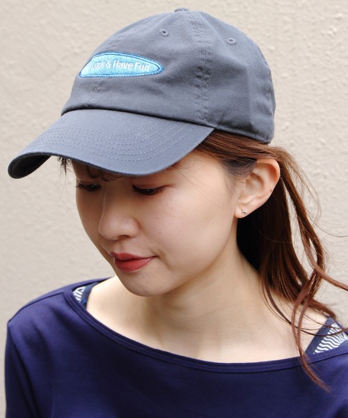 THE SHINZONE(ザ シンゾーン)の「THE SHINZONE/シンゾーン Good Luck&Have Fun CAP 26SMSIT02(キャップ・レディース・コーラルピンク/グレー・FREE)」の1枚目の写真