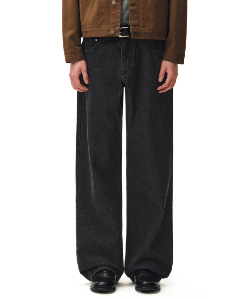 DECET(デケト)の「Mid Rise Wide Jeans DCPT027STNBlack(デニムパンツ・レディース・その他・26/28/30/32/34)」の4枚目の写真
