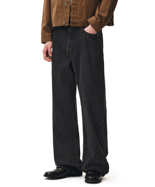 DECET(デケト)の「Mid Rise Wide Jeans DCPT027STNBlack(デニムパンツ・レディース・その他・26/28/30/32/34)」の8枚目の写真